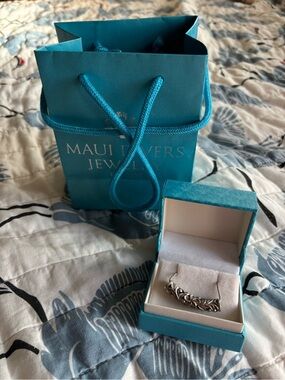 Maui Divers Jewelry Silver Leaf Necklace in Turquoise Box
